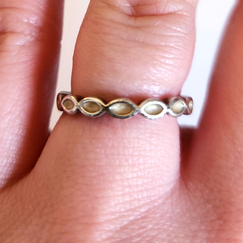 Pandora Enamel Ring